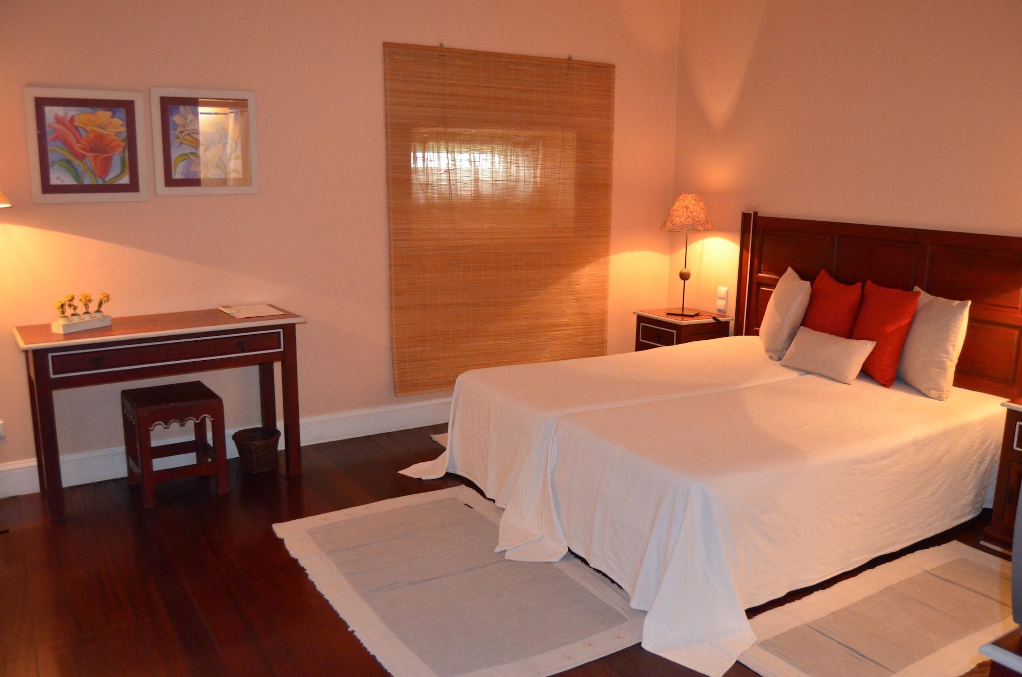 Residencial Mariazinha By Petit Hotels Φουνκάλ Εξωτερικό φωτογραφία