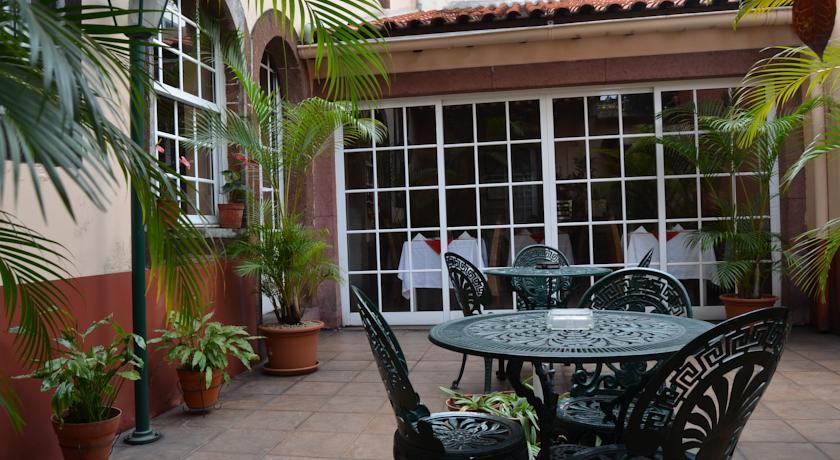 Residencial Mariazinha By Petit Hotels Φουνκάλ Εξωτερικό φωτογραφία